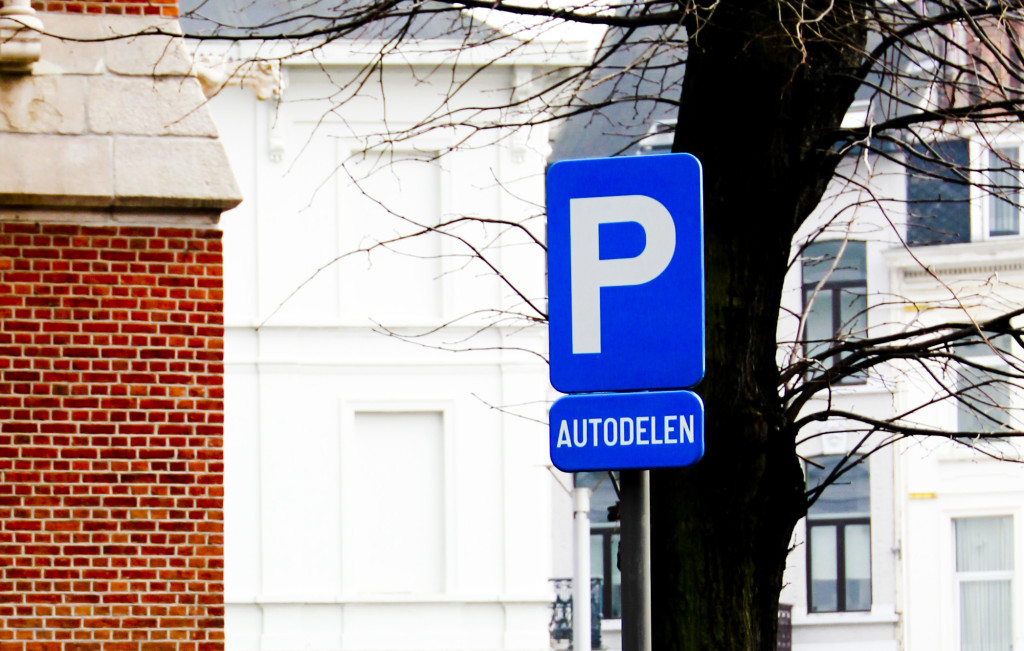 Autodelen in Antwerpen, foto detail via zoe verbaeten, zoeverbaeten.wordpress.com